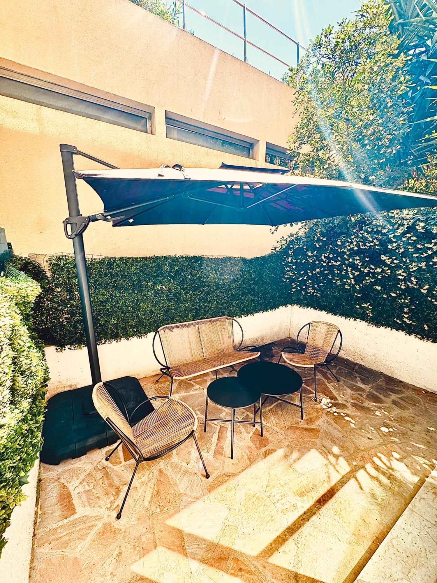 Superbe Proche De La * Nizza